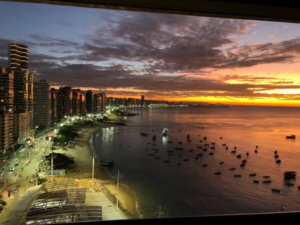 Flat Iate Plaza Na Beira Mar Com Vista Mar Apartment ฟอร์ตาเลซา ภายนอก รูปภาพ